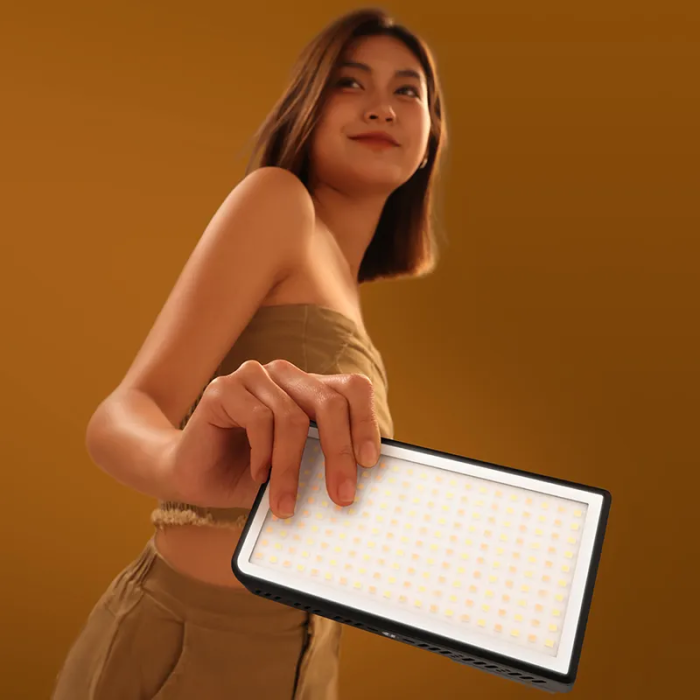 Відеосвітло Ulanzi LM-P40RGB Portable Video Light 40W RGB